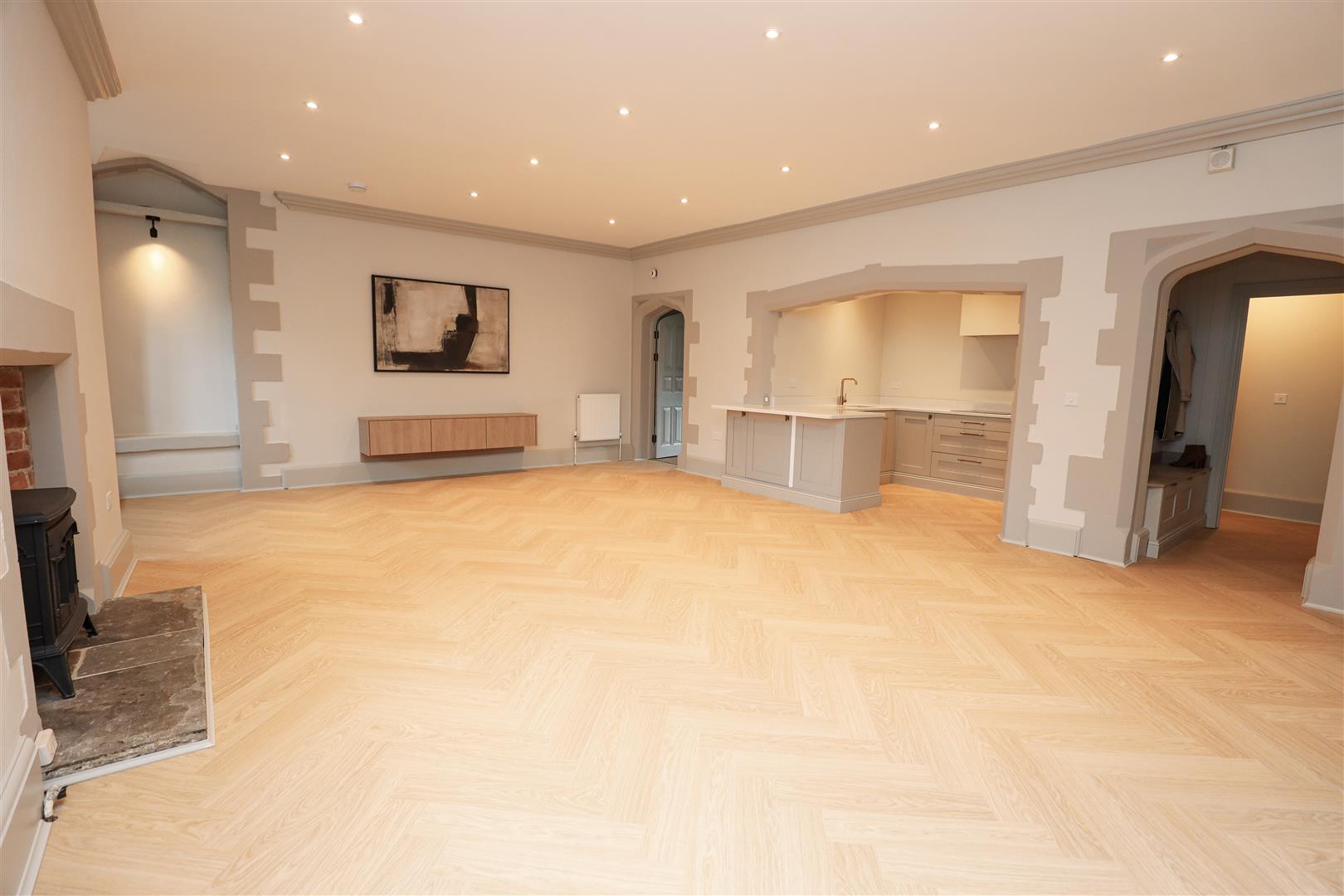 6 The Old Grammar School, Church Street, Cowbridge, CF71 7BB